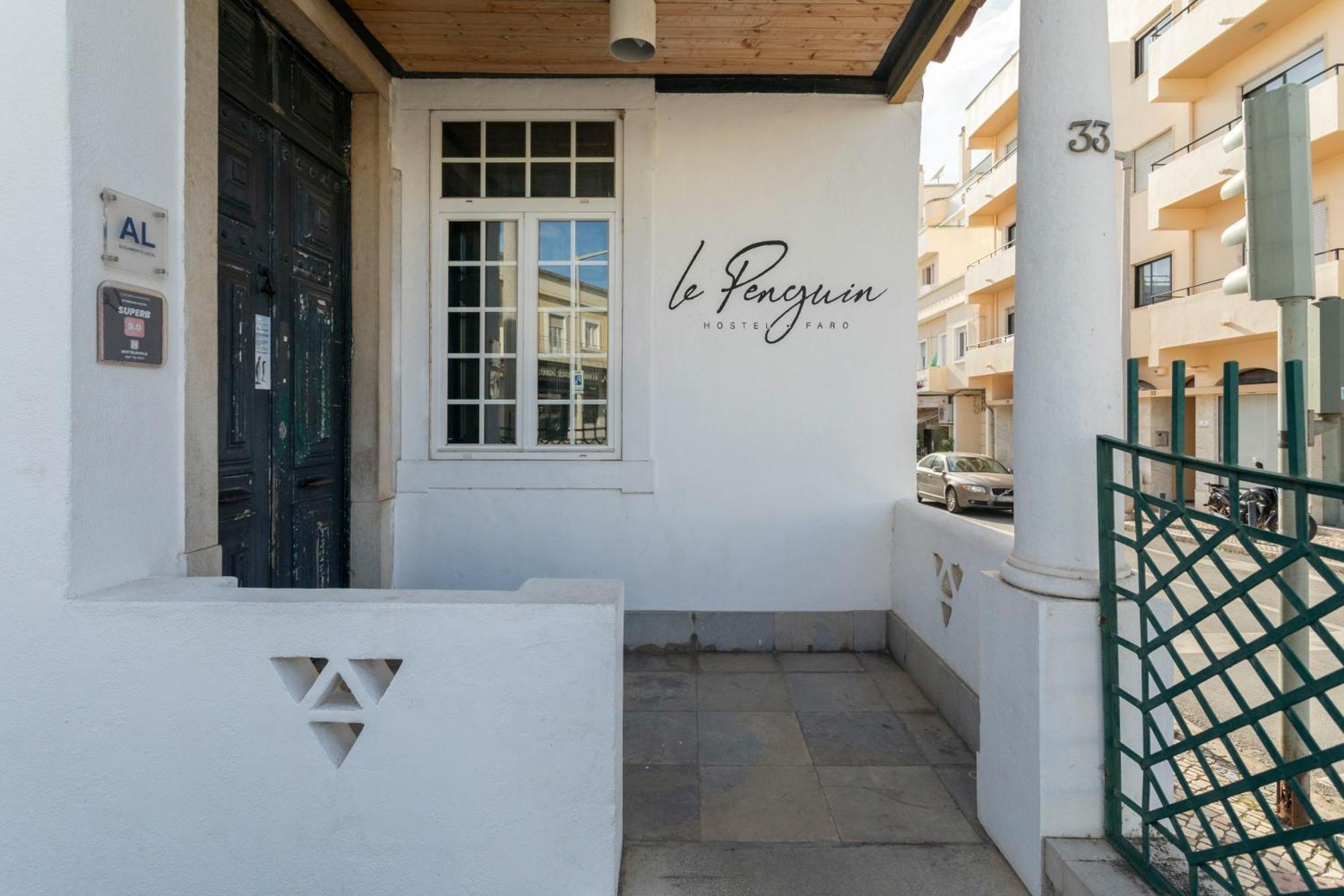 Le Penguin Hostel Фару Экстерьер фото