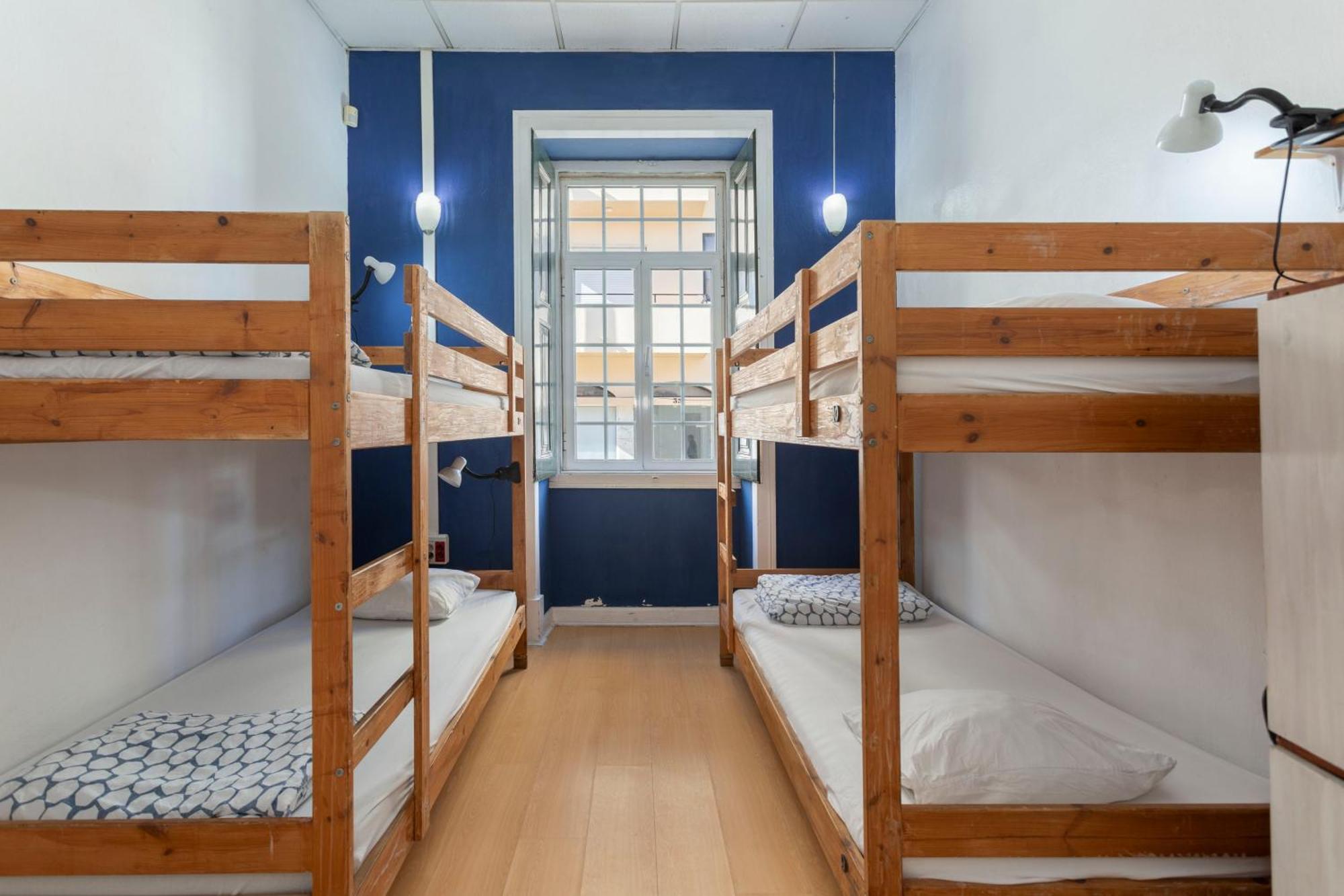 Le Penguin Hostel Фару Экстерьер фото