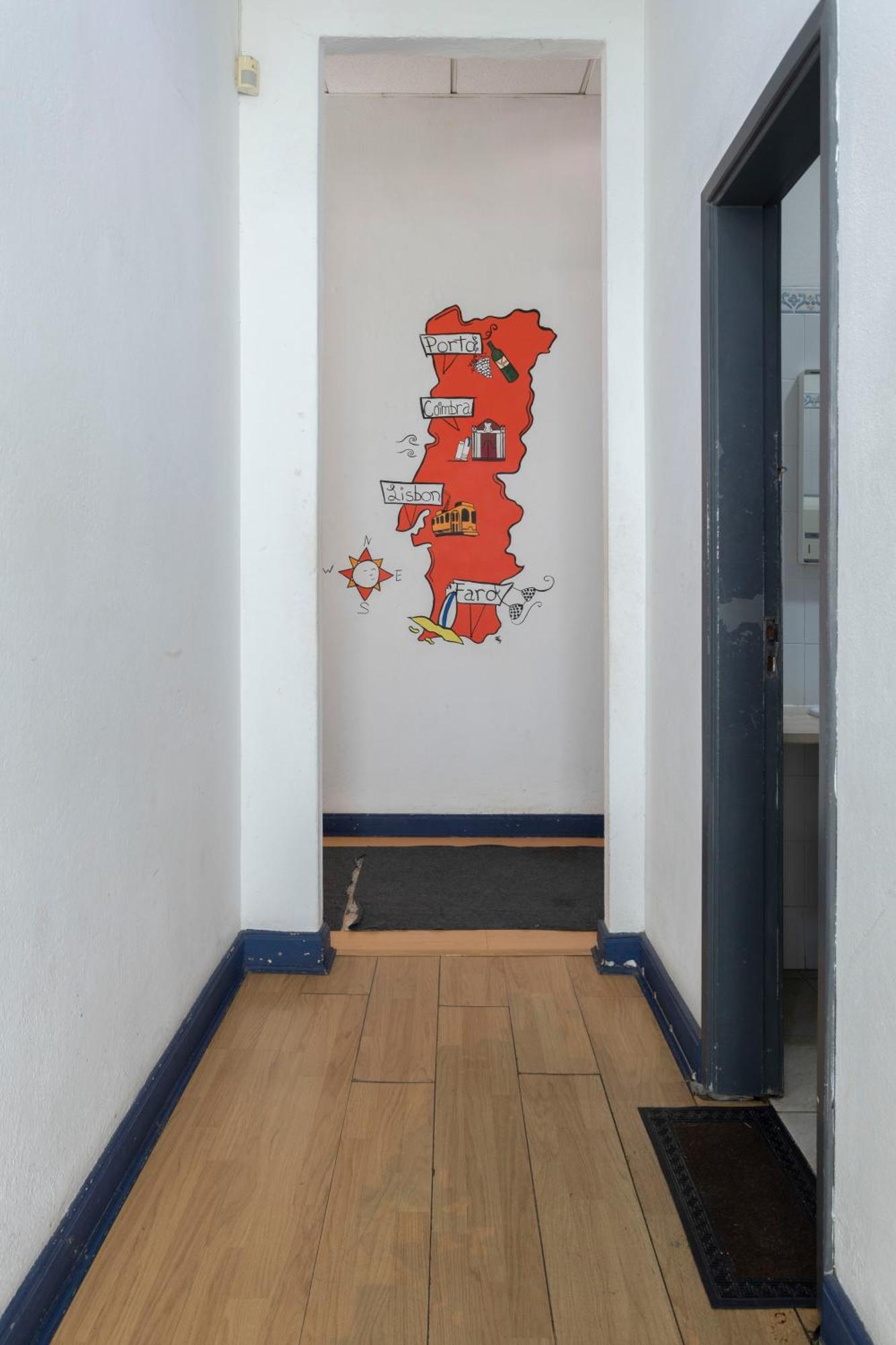Le Penguin Hostel Фару Экстерьер фото
